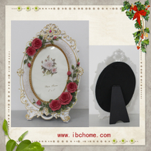 Christmas Memories Resin picture frame with 5 x 7inch
